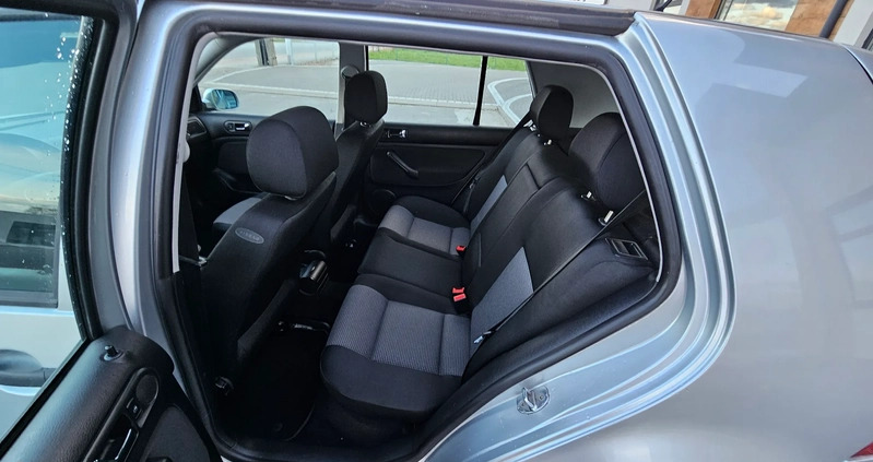 Volkswagen Golf cena 9900 przebieg: 140000, rok produkcji 2002 z Opole małe 436
